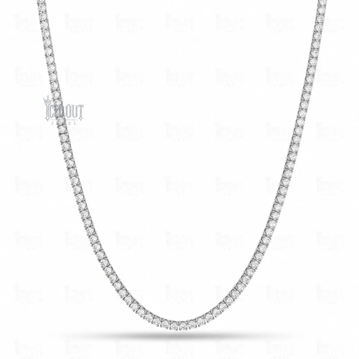 front view of tennis chain moissanite