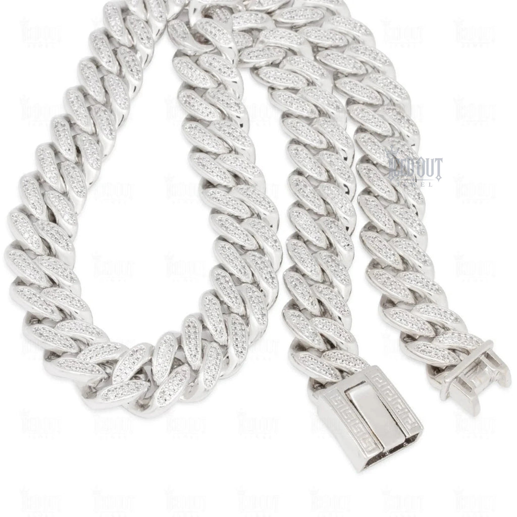lock view of moissanite cuban link chain 925