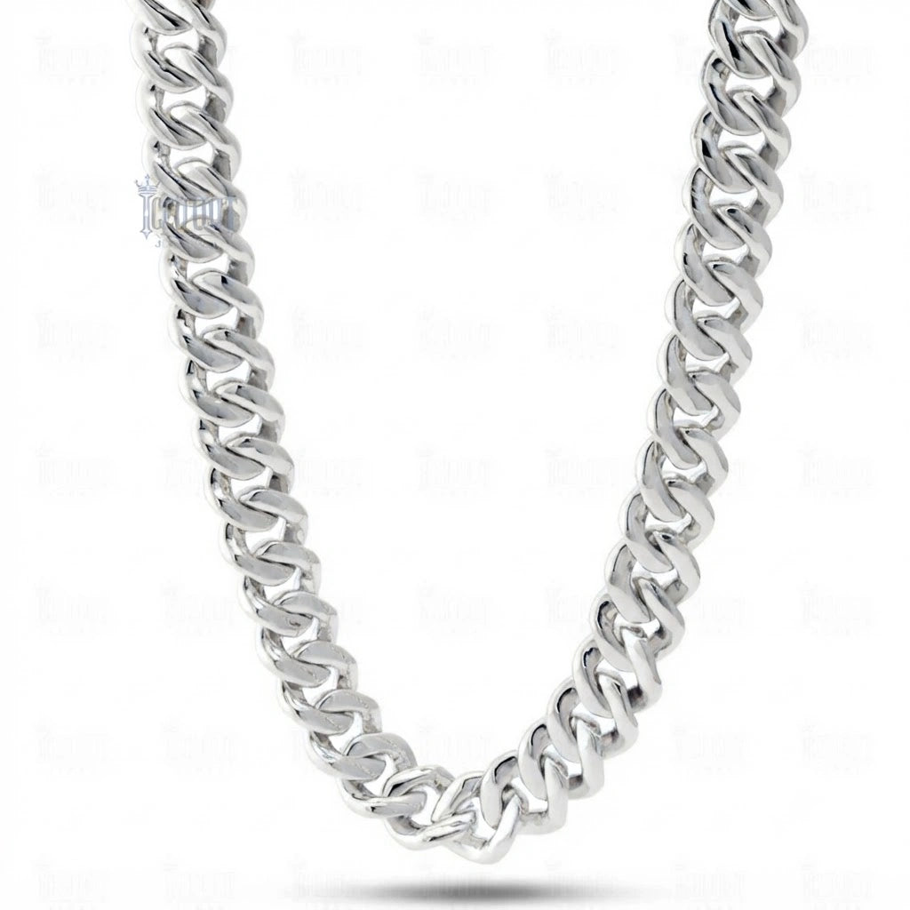 back view of moissanite cuban chain