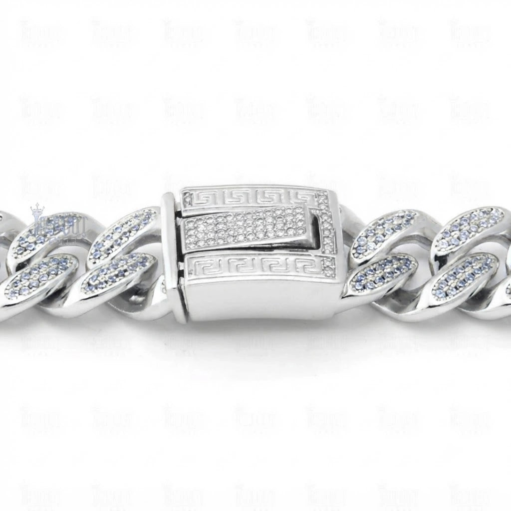 lock view of 925 sterling silver moissanite cuban link chain​