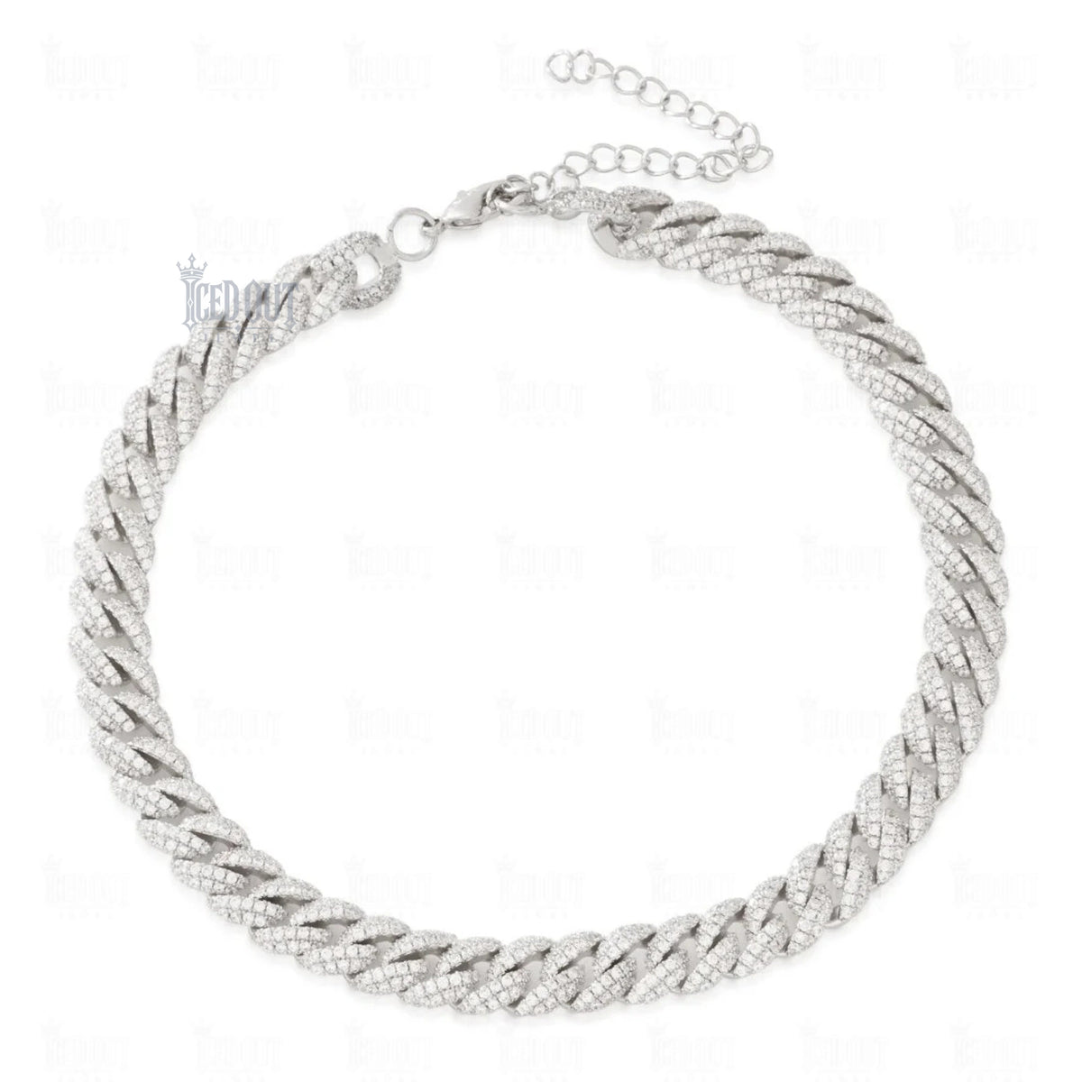 front view of choker chain for women