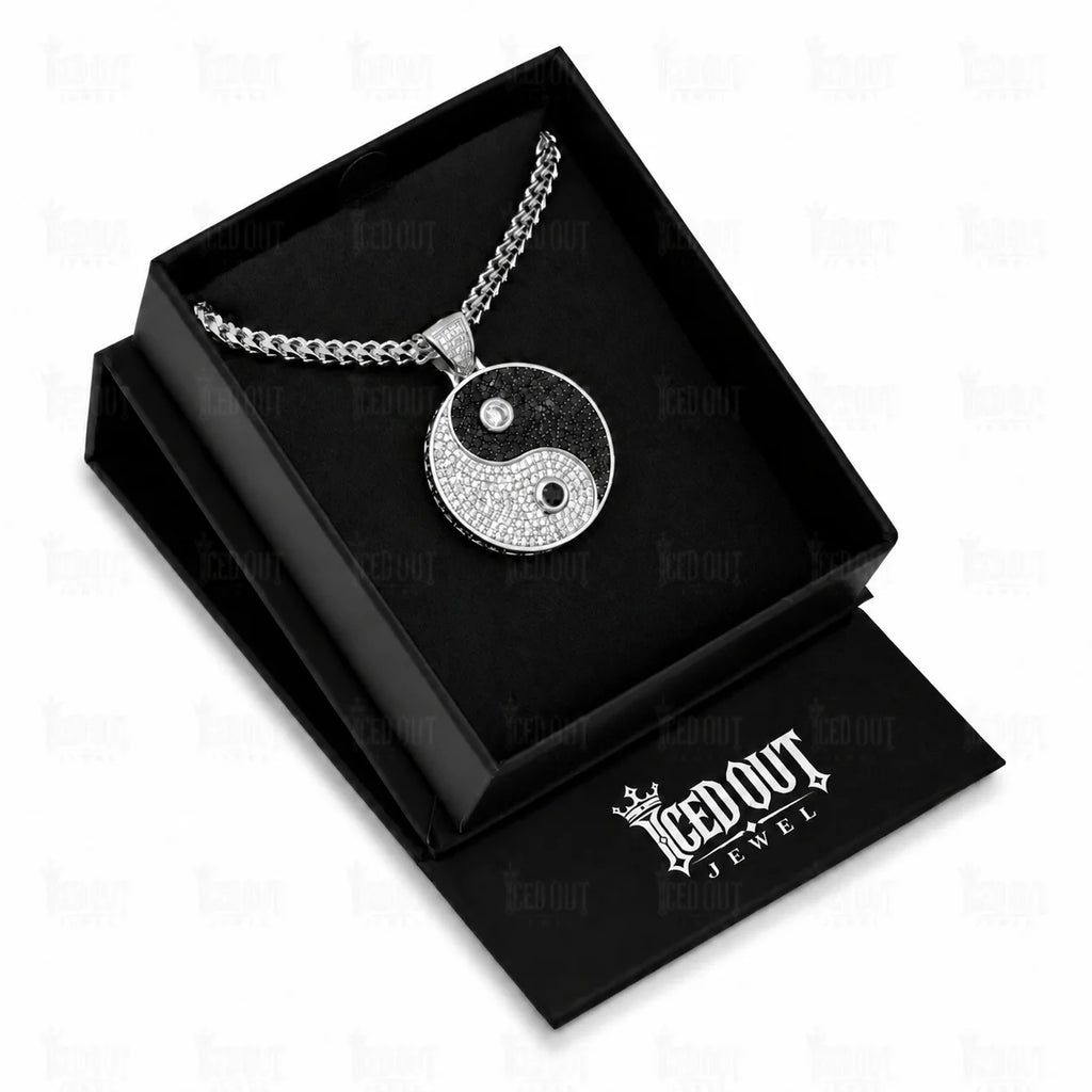 medallion necklaces for women in box view